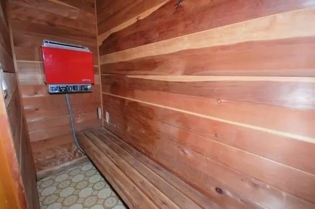 Riverbend_townhouse_07_deluxe - Spa