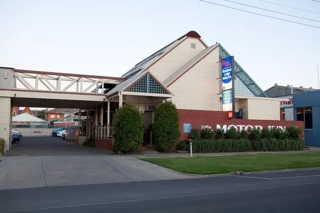 Riverboat Lodge Motor Inn