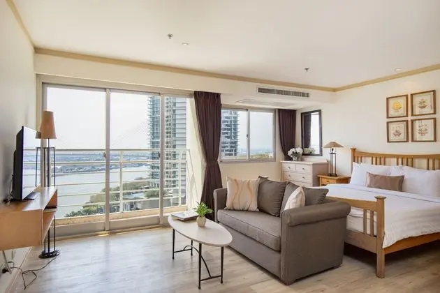 Riverfront Bangkok - Öne Çıkan Resim