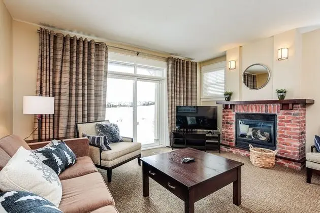 Rivergrass Condos - Öne Çıkan Resim