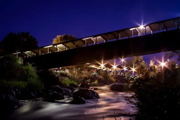 Riverhouse on the Deschutes