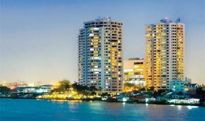 Riverine Place Hotel and Residence