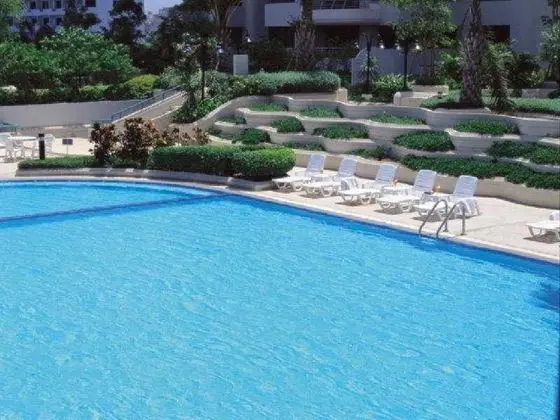 Riverine Place Hotel and Residence - Havuz