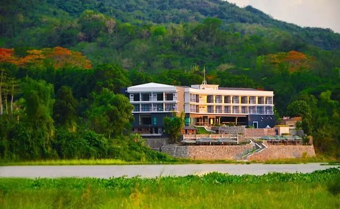 Rivermount Hotel and Resort - 1