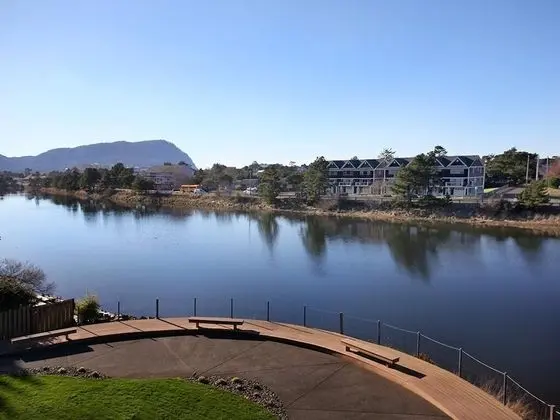River's Edge at Bridgeport
