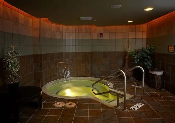 Riverside Casino & Golf Resort - Spa