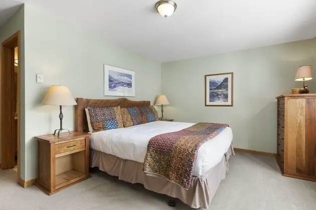Riverside Condos B204 by Avantstay Condo Close To Downtown, Town Park & Ski Lift #8 - İç Mekan