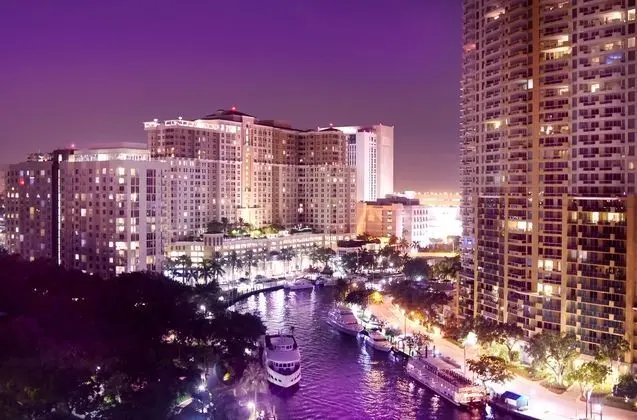 Riverside Hotel - Executive Tower