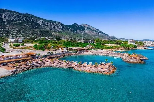 Riverside Garden Resort