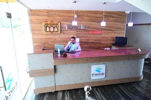 the Riverside Holiday Resort - Lobi