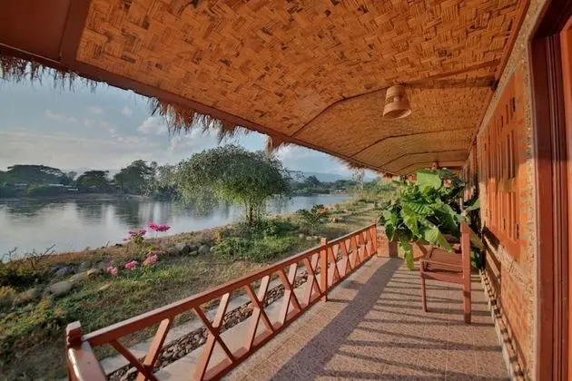 Riverside @ Hsipaw Resort