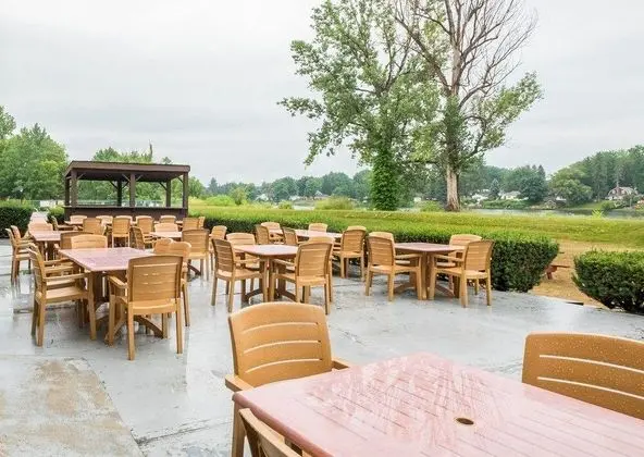Riverside Inn Fulton