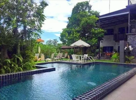 Riverside Luxury Pool Villa 88 Place