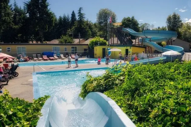 Riverside Resort Motel and Campground - Havuz