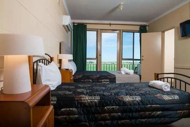 Riverside Hotel Motel - Oda