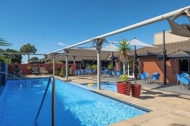 Riverside Hotel Marlborough - Havuz