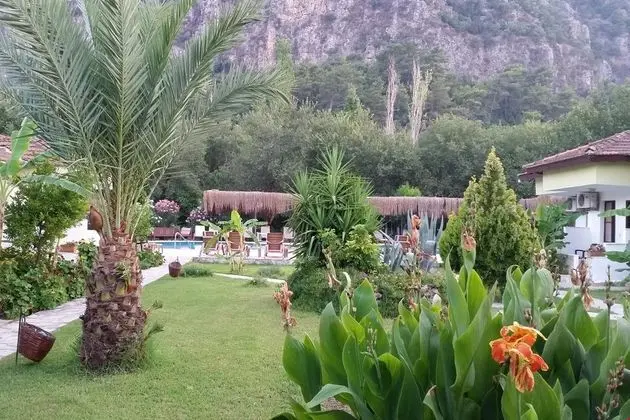 Hotel Riverside - Havuz