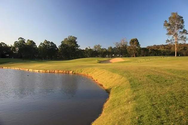 Riverside Oaks Golf Resort