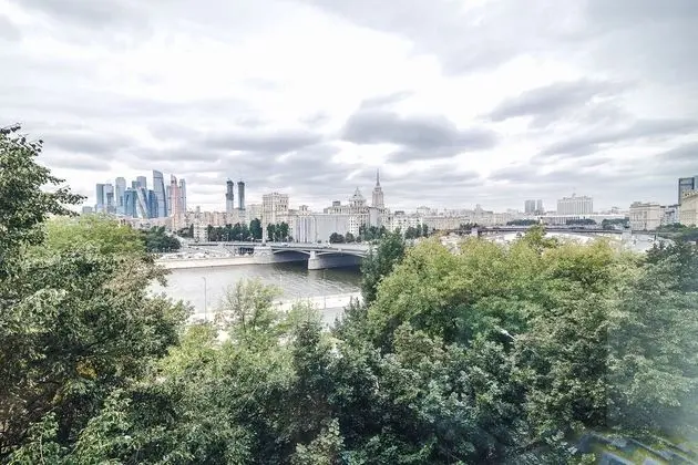 Riverside Premium Apartment
