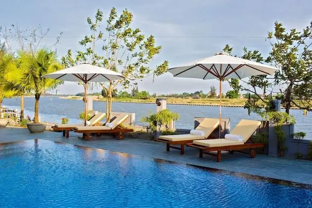 Riverside White House Hotel - Havuz