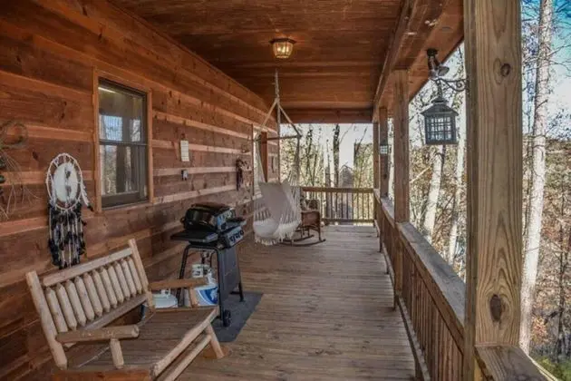 Riversong - Beautiful Cabin Located on Coosawattee River Game Room and Hot tub - Oda