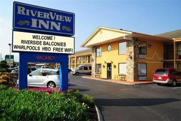 Riverview Inn