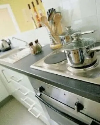 Riverwalk Student Accommodation - Mutfak
