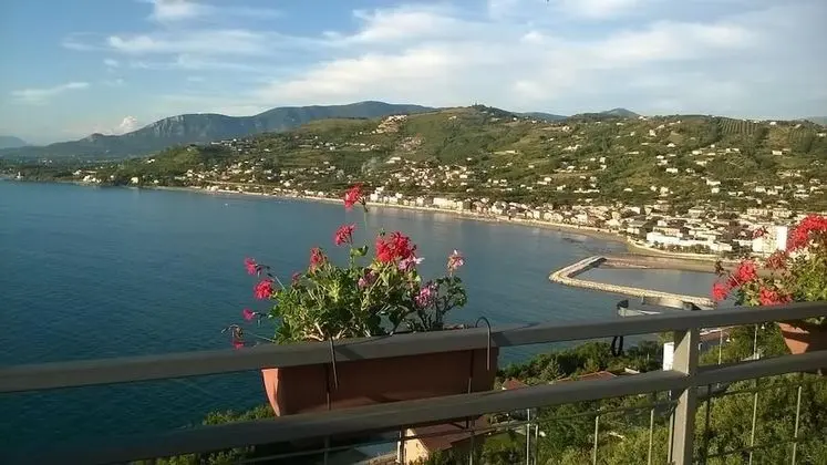 Riviera B&B
