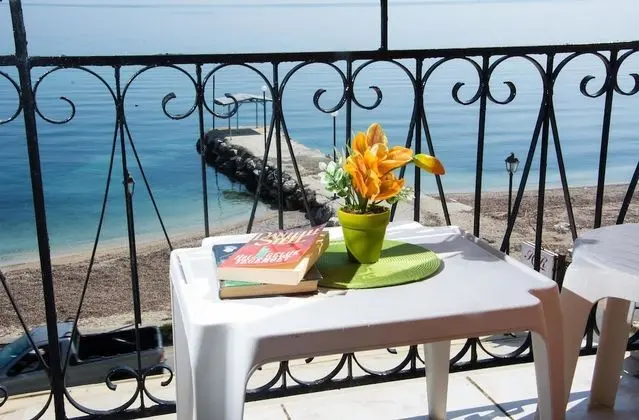 Riviera Beach Hotel - Oda Düzeni