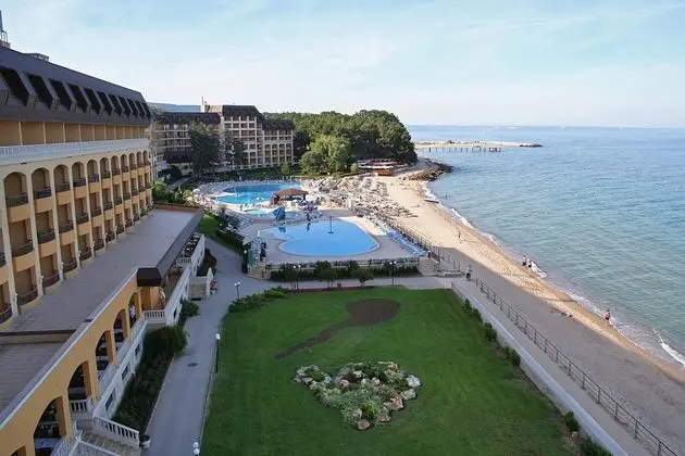 Riviera Beach Hotel & SPA - Dış Mekan