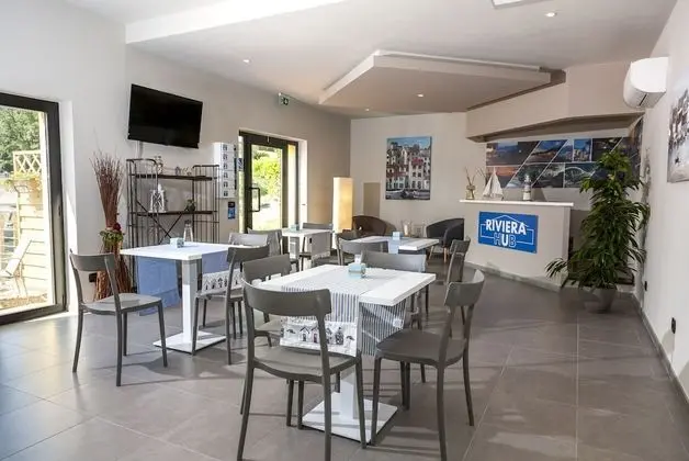 Riviera Hub - İç Mekan