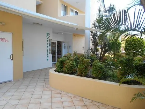 Riviere on Golden Beach - Dış Mekan