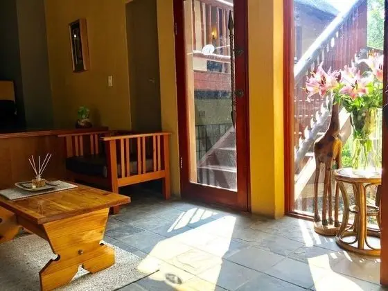 The Rivonia River Lodge - Lobi