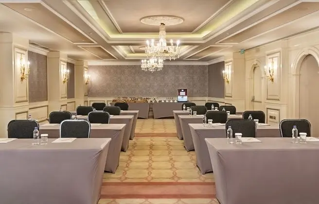 Rixos Pera İstanbul - İş / Konferans