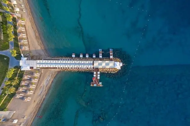 Rixos Sungate - The Land of Legend Access - 9