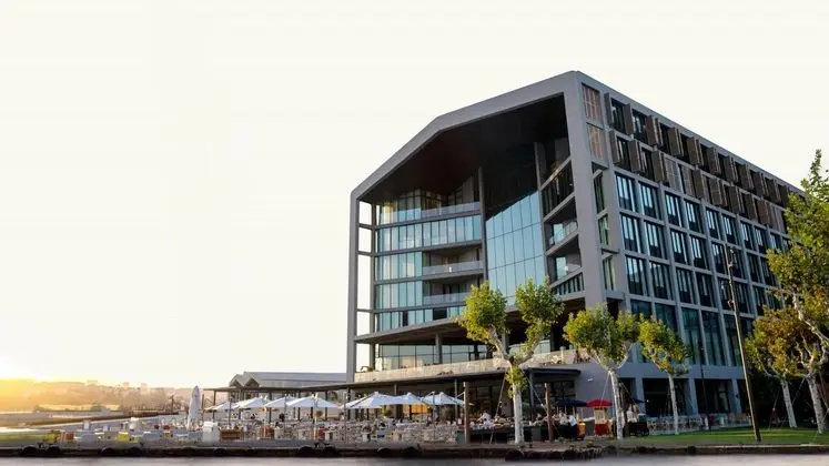Rixos Tersane İstanbul + Nickelodeon Play Tersane Access