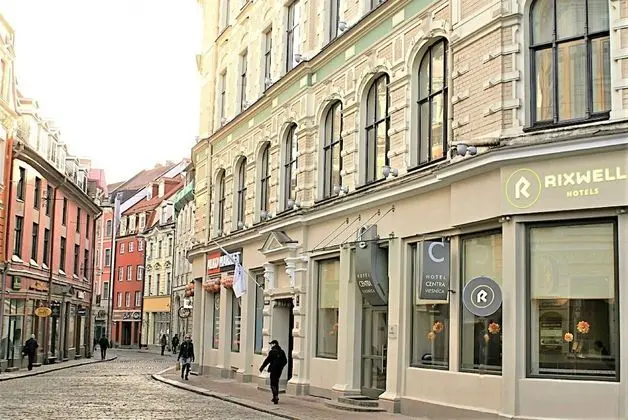 Rixwell Centra Hotel