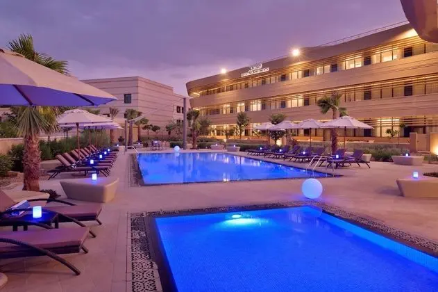 Riyadh Diplomatic Quarter - Marriott Executive Apartments - Havuz