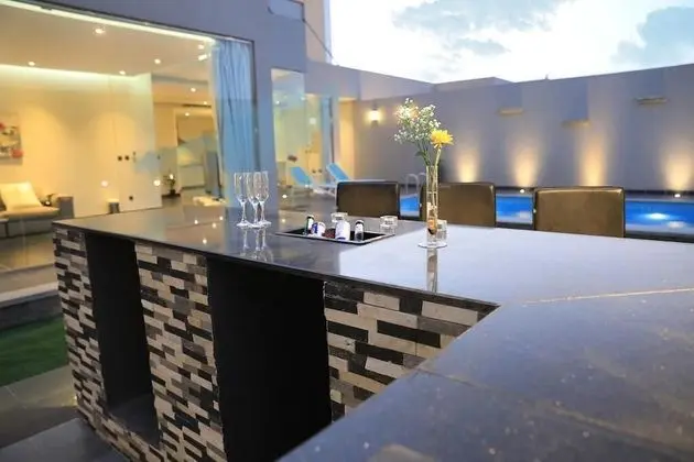 Riyadh Inn - Havuz