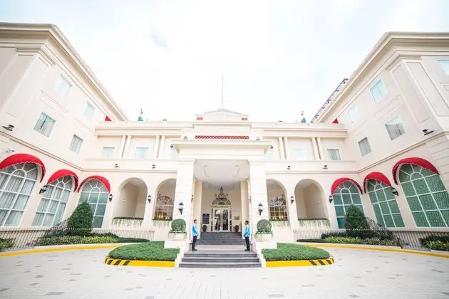 Rizal Park Hotel