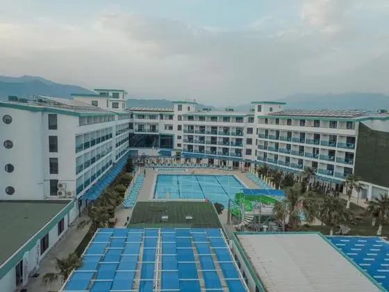Rizom Beach Hotel - 5