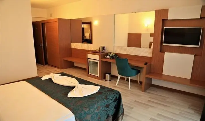 Rizom Beach Hotel - 5