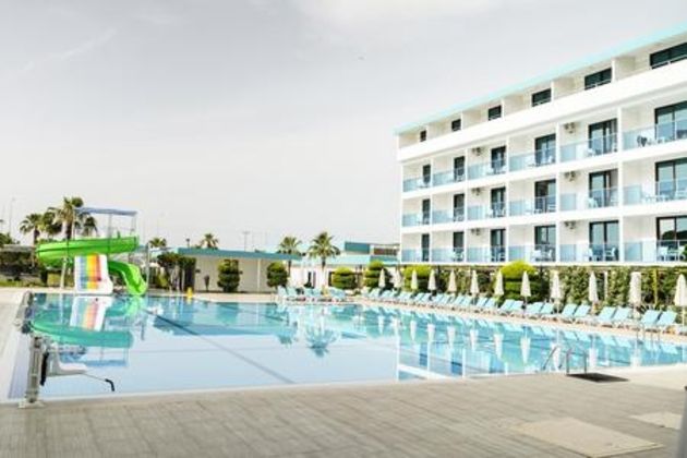 Rizom Beach Hotel - 1