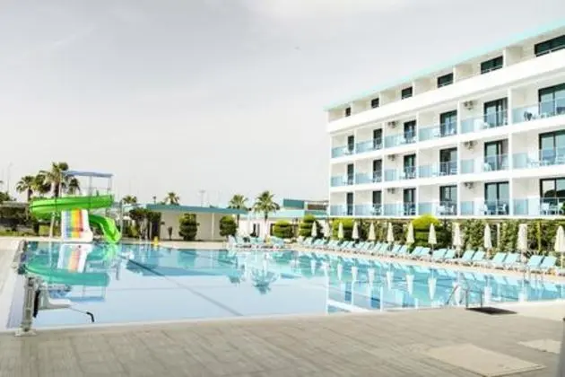 Rizom Beach Hotel - 2