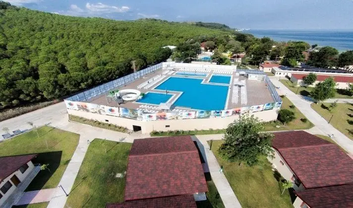 Rizom Tatil Köyü - Havuz