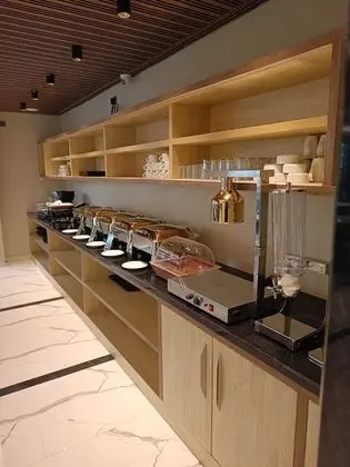Hotel Rj - Managed by AHG - Yerinde Yemek