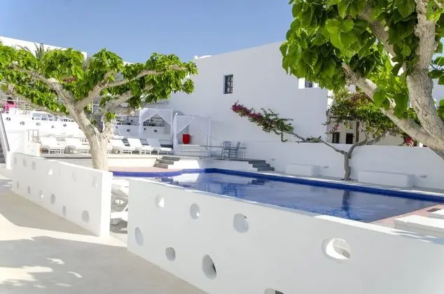 RK Beach hotel - Dış Mekan