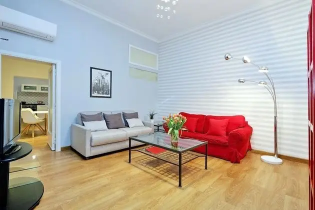 Rm-h501-qufo5a2 - Cozy Tritone