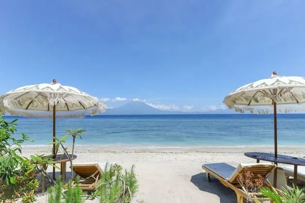 Road Beach Homestay