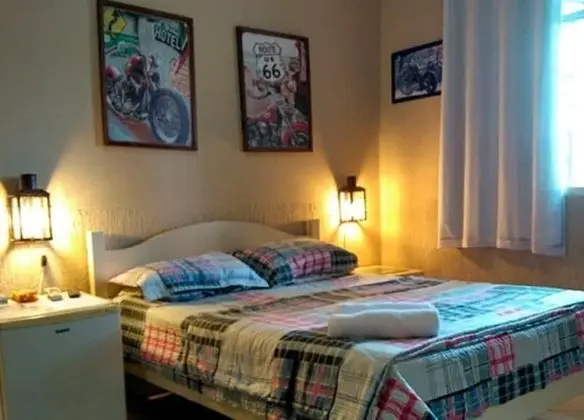 Road House Rota 118 Motorcycle Hotel - Oda